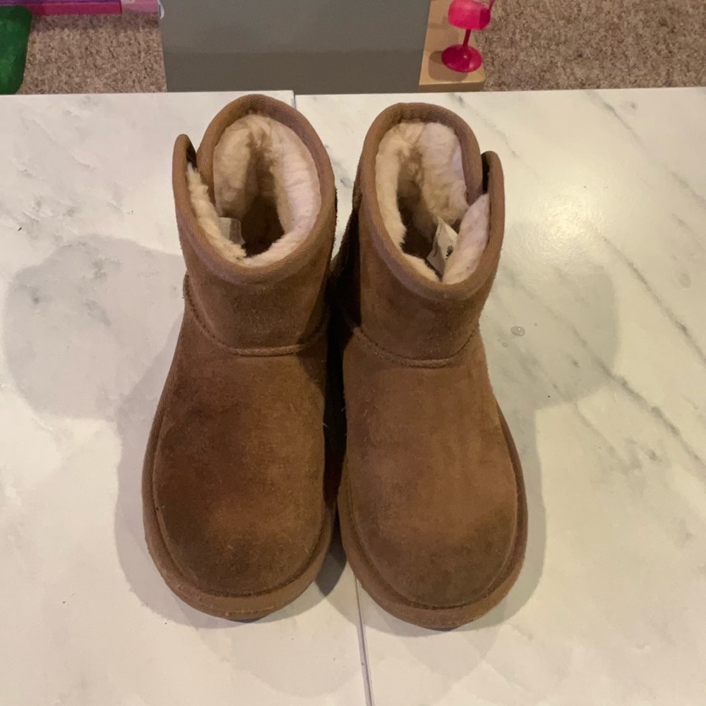 Kids Ugg sz 13
